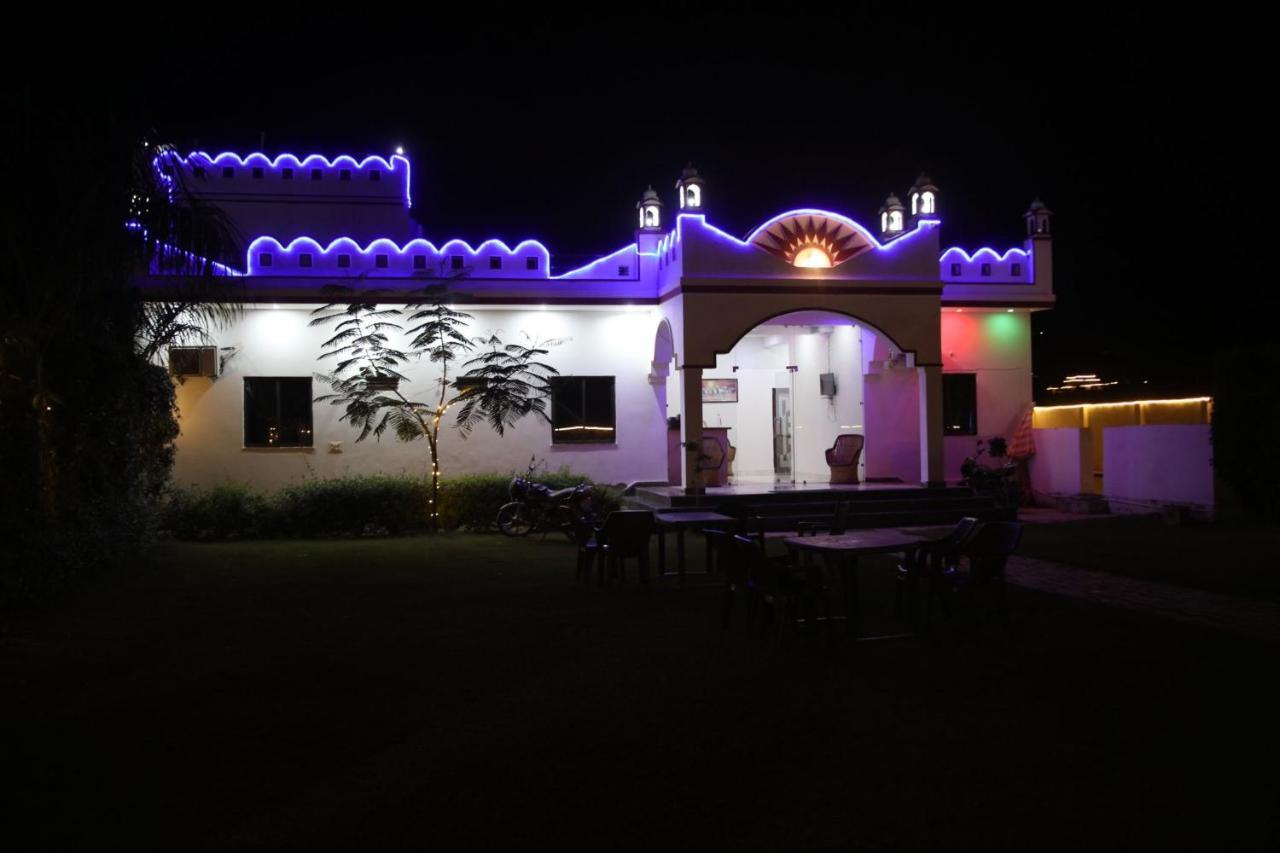 Hotel Heaven Hill Pushkar Ngoại thất bức ảnh